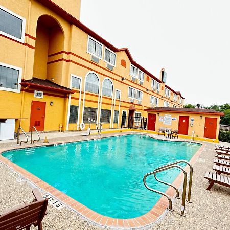 Quality Suites San Antonio Esterno foto
