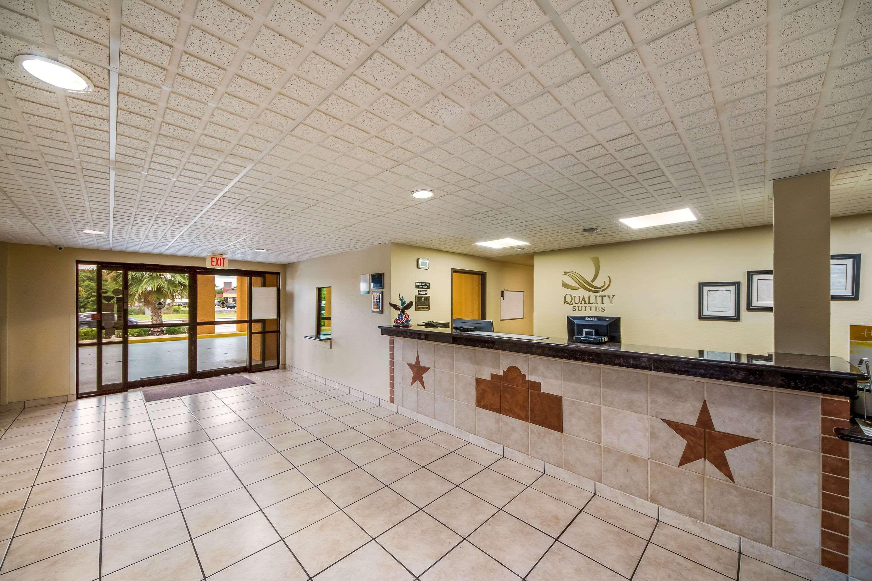 Quality Suites San Antonio Esterno foto