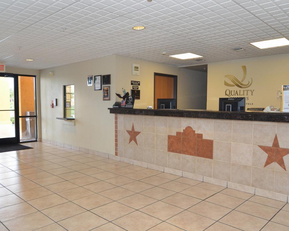 Quality Suites San Antonio Esterno foto