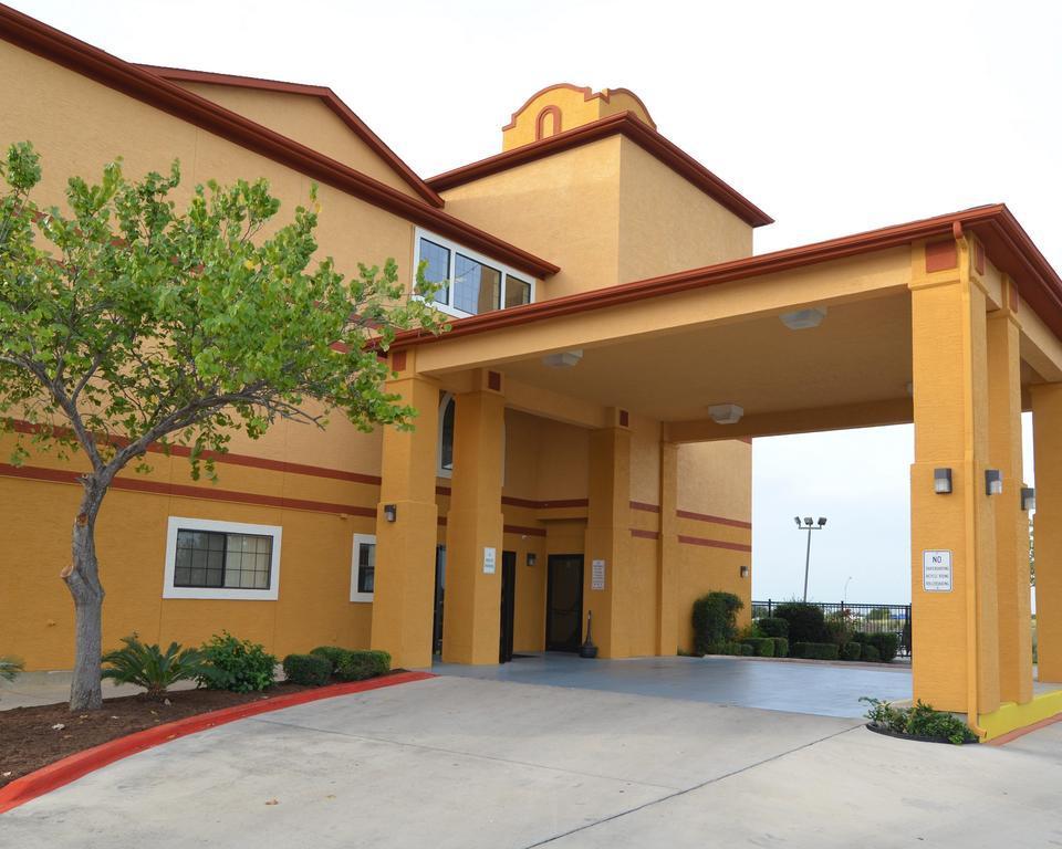 Quality Suites San Antonio Esterno foto