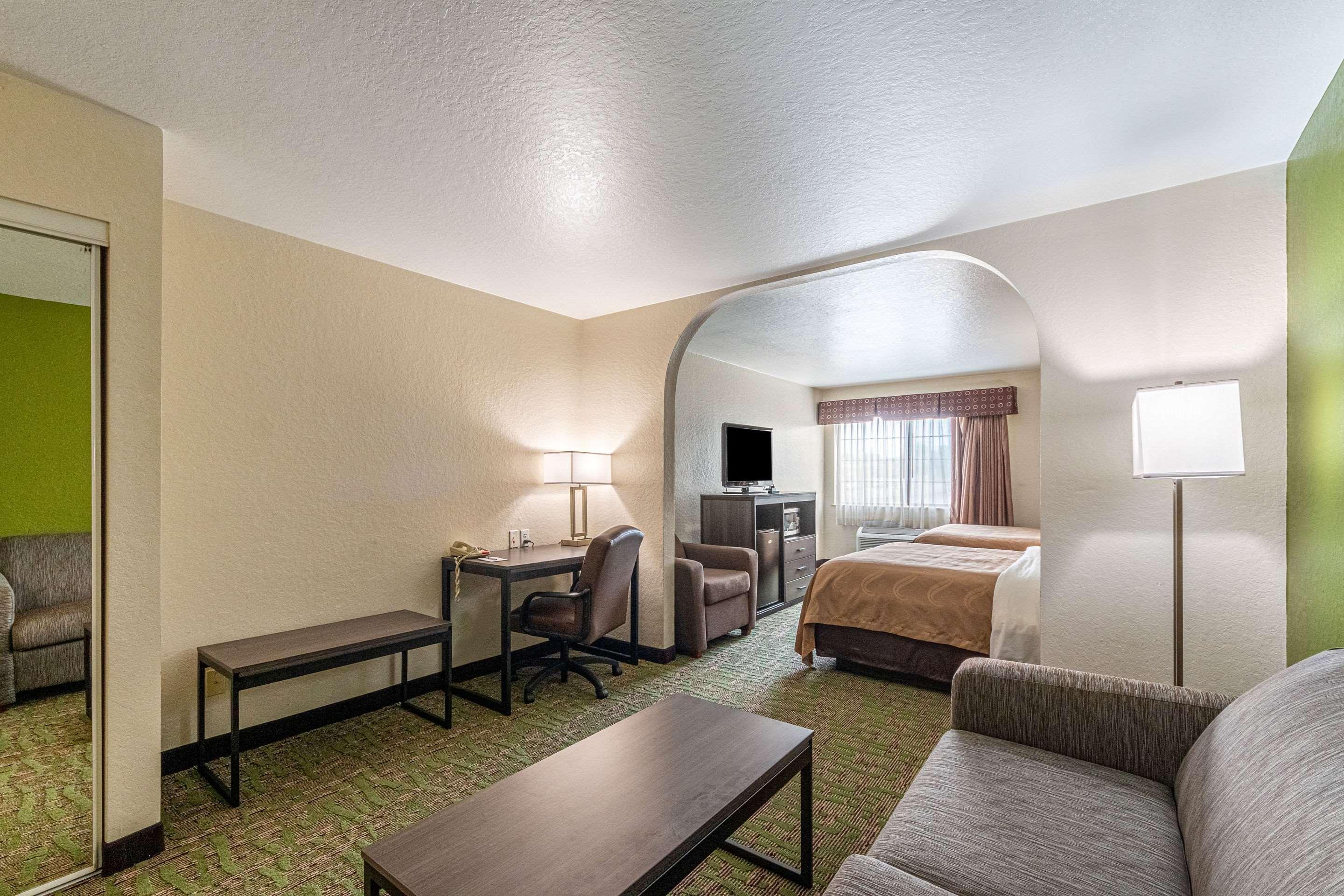 Quality Suites San Antonio Esterno foto