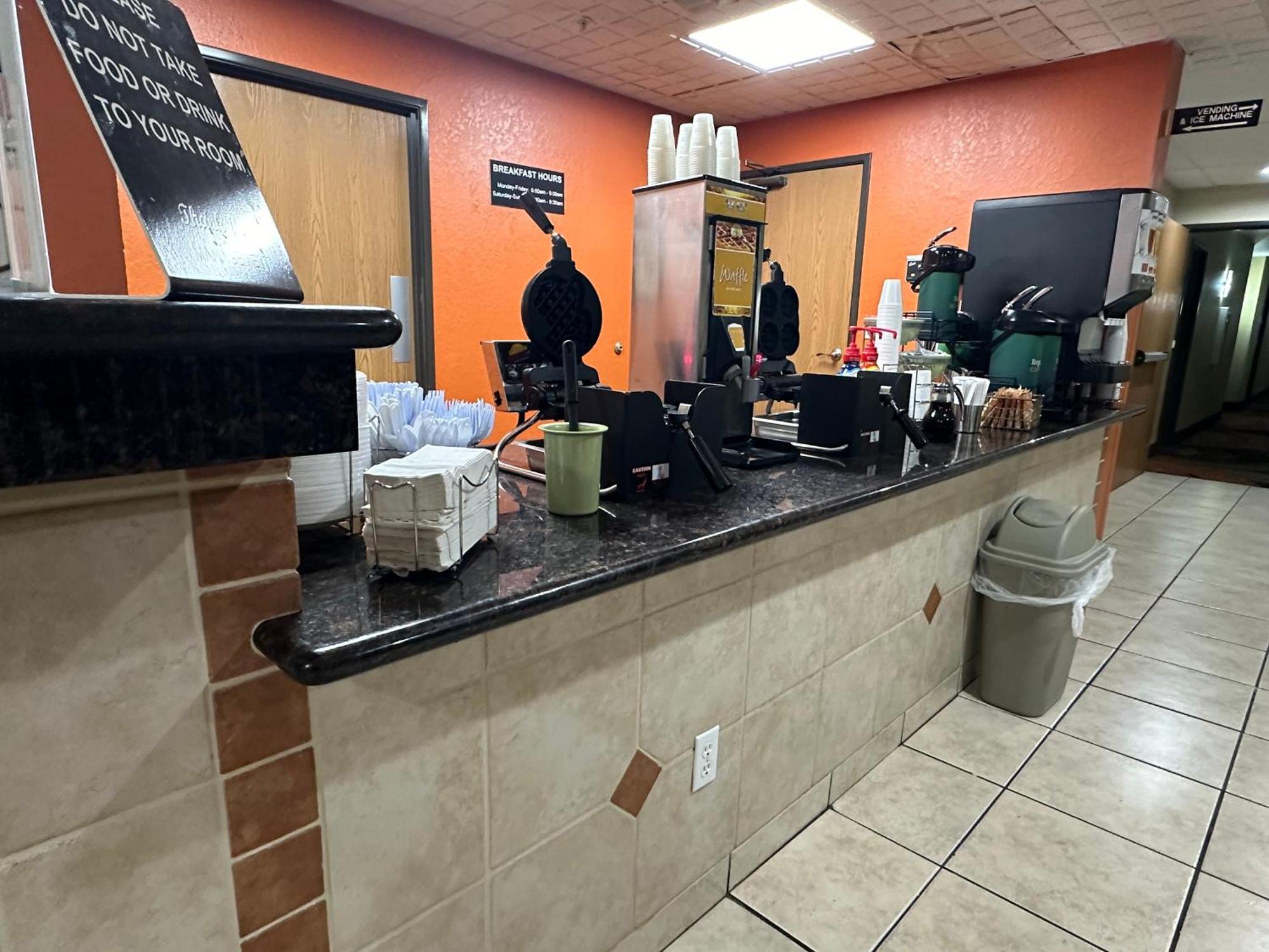 Quality Suites San Antonio Esterno foto