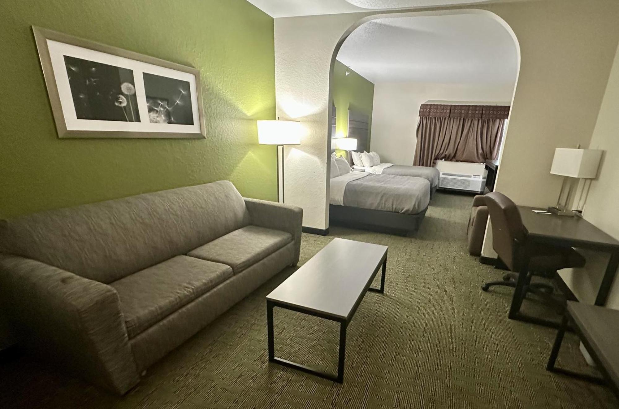 Quality Suites San Antonio Esterno foto
