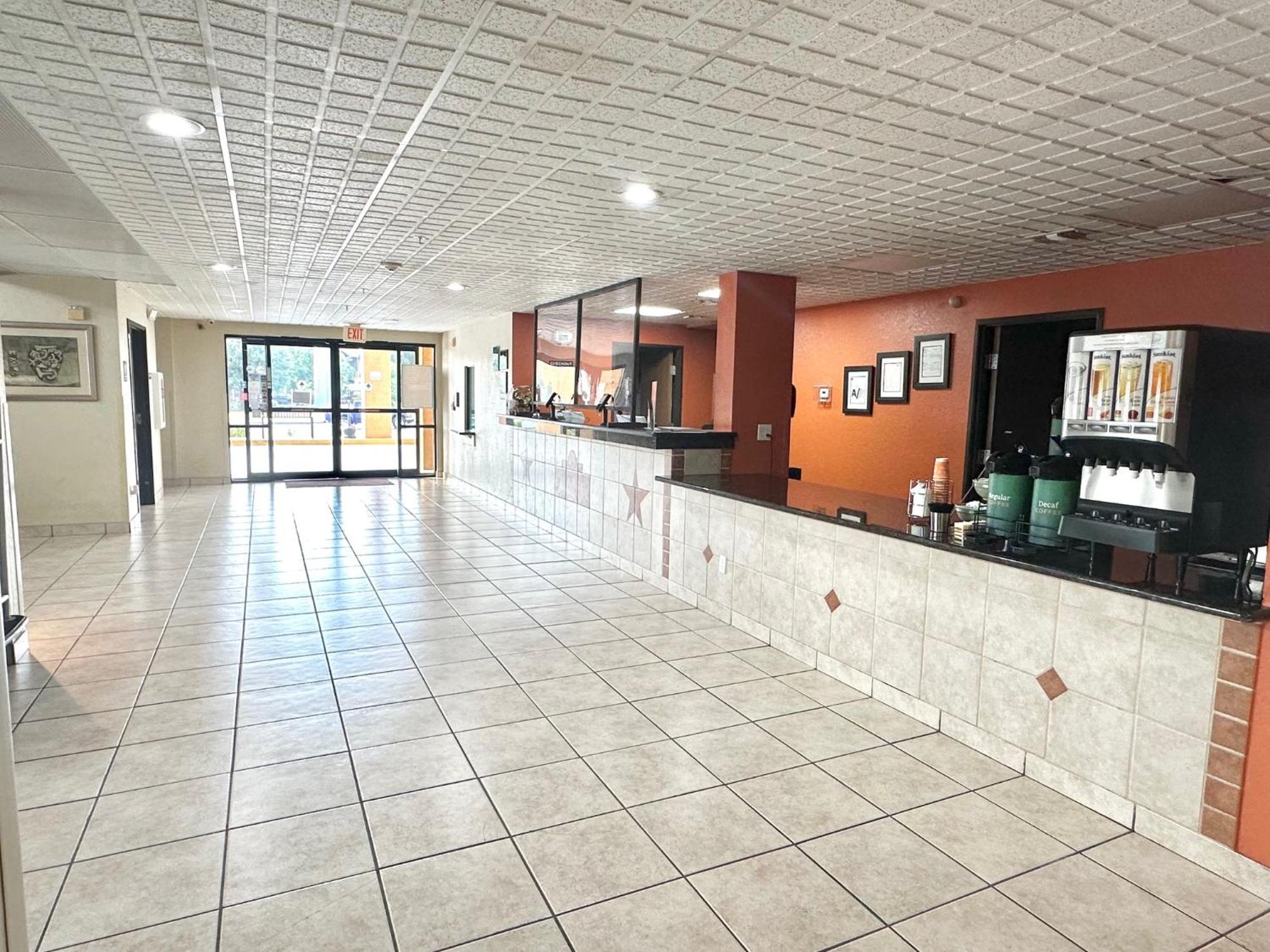 Quality Suites San Antonio Esterno foto